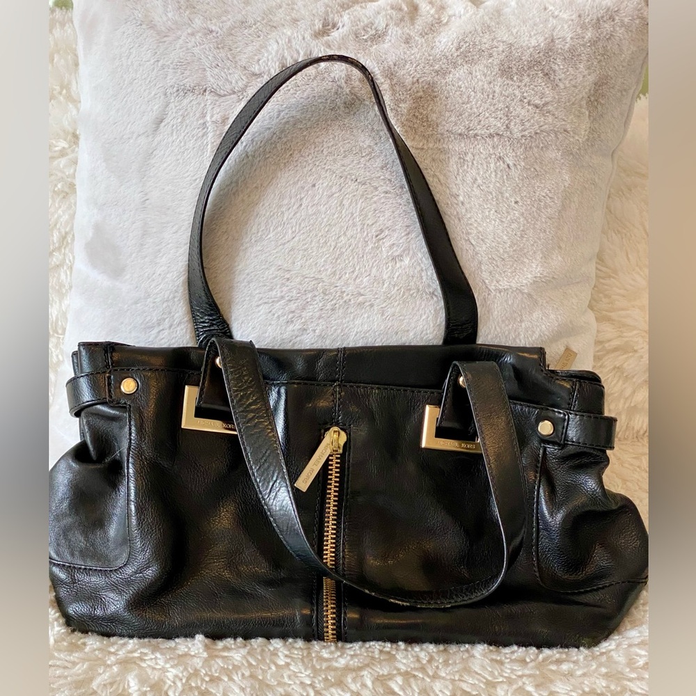 Roomy Black Leather Michael Kors Bag with Gold Zipper and Detail